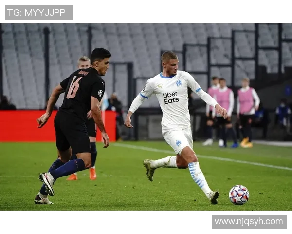 中日德兰与阿贾克斯最新战况分析及球队动态全解析